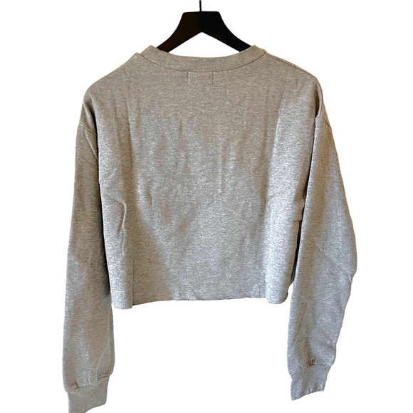 Socialite NWT Medium Gray Crop Crew Neck Sweatshirt - Picture 7 of 8